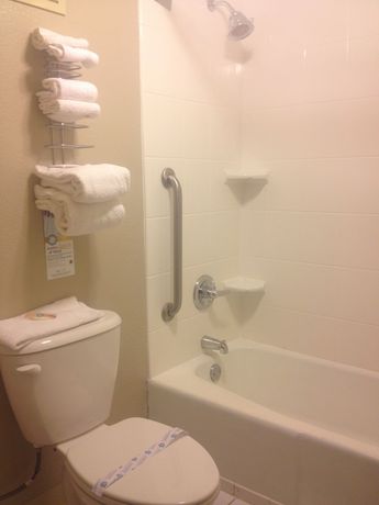 Imagen de la habitación del Hotel Quality Inn Duncan Hwy 81. Foto 14