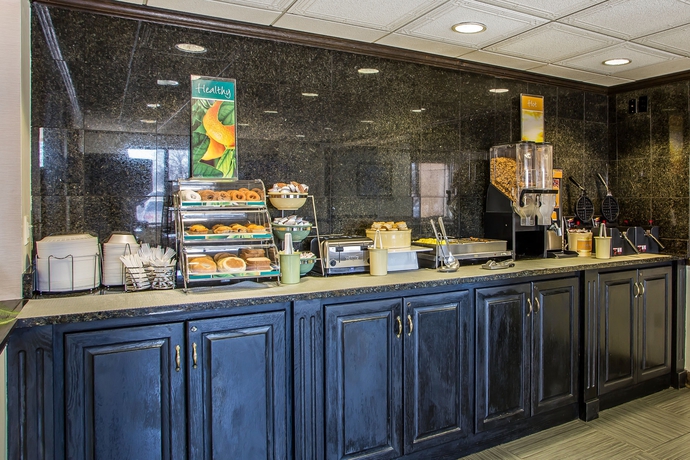 Imagen del bar/restaurante del Hotel Quality Inn Elgin I-90. Foto 4