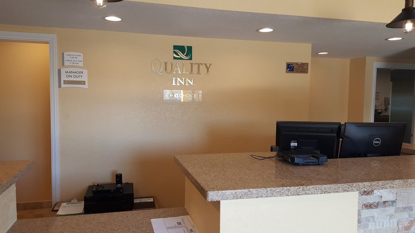 Imagen de los interiores del Hotel Quality Inn Escondido Downtown. Foto 18