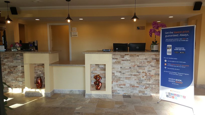 Imagen de los interiores del Hotel Quality Inn Escondido Downtown. Foto 20