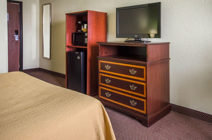 Imagen de la habitación del Hotel Quality Inn Evansville. Foto 8