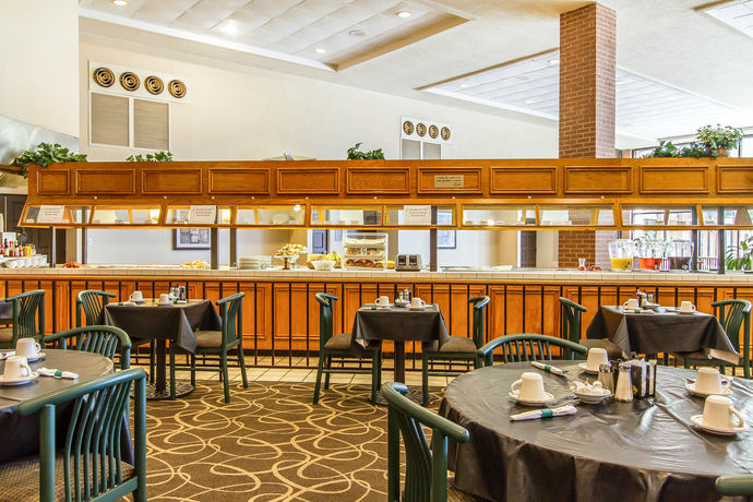 Imagen del bar/restaurante del Hotel Quality Inn Exit 4. Foto 3