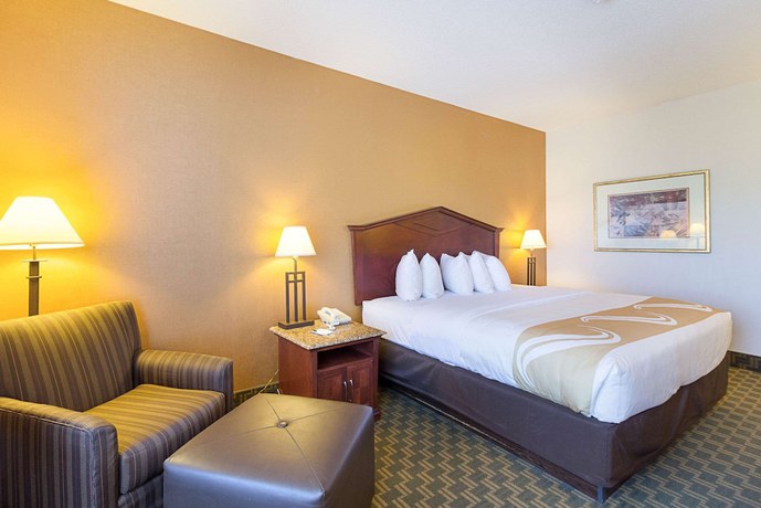 Imagen de la habitación del Hotel Quality Inn, Fairmont. Foto 4