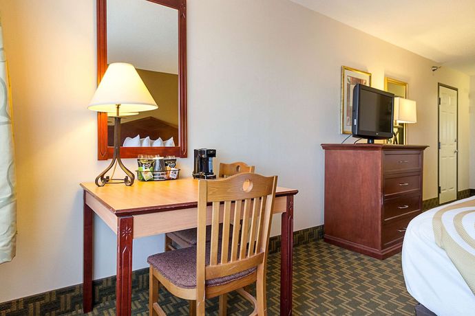 Imagen de la habitación del Hotel Quality Inn, Fairmont. Foto 10