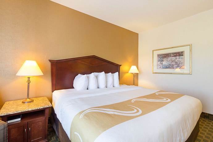 Imagen de la habitación del Hotel Quality Inn, Fairmont. Foto 16