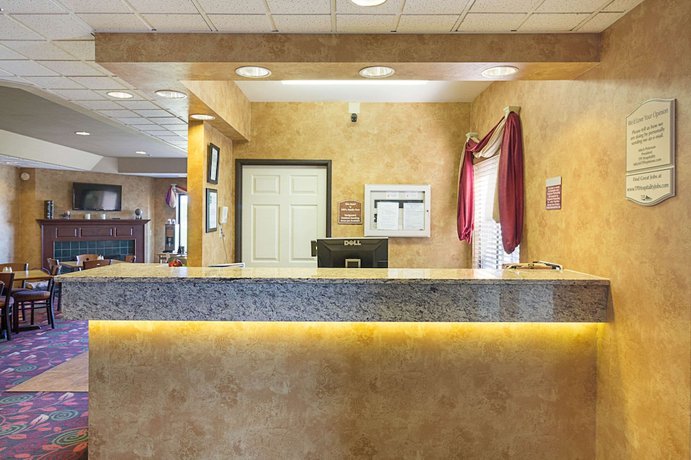 Imagen de los interiores del Hotel Quality Inn, Fairmont. Foto 19