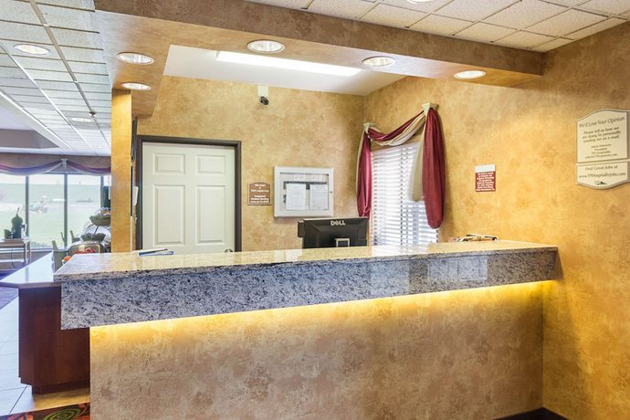 Imagen de los interiores del Hotel Quality Inn, Fairmont. Foto 20