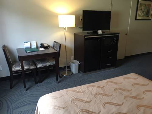 Imagen de la habitación del Hotel Quality Inn Fallbrook. Foto 4
