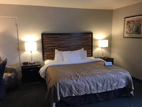 Imagen de la habitación del Hotel Quality Inn Fallbrook. Foto 8