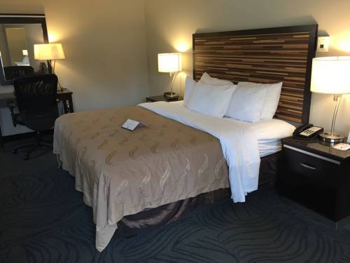 Imagen de la habitación del Hotel Quality Inn Fallbrook. Foto 10