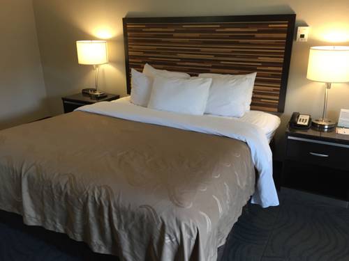 Imagen de la habitación del Hotel Quality Inn Fallbrook. Foto 13