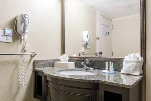 Imagen de la habitación del Hotel Quality Inn Festus. Foto 3