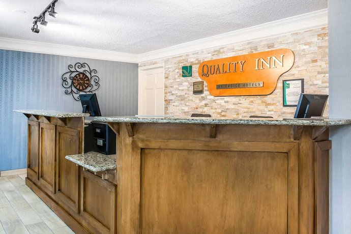 Imagen de los interiores del Hotel Quality Inn Findlay. Foto 18