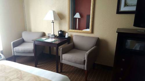 Imagen de la habitación del Hotel Quality Inn Fort Dodge. Foto 10