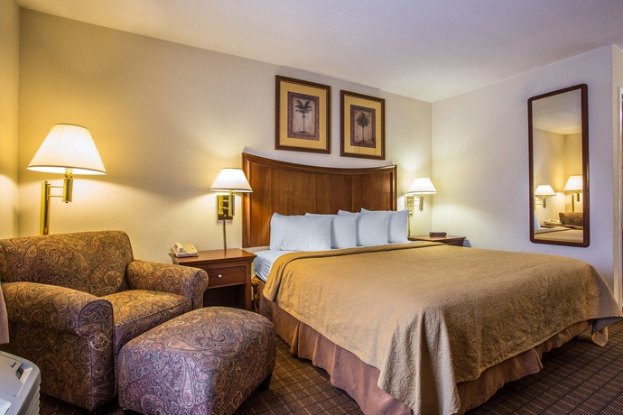 Imagen de la habitación del Hotel Quality Inn Fort Jackson. Foto 5
