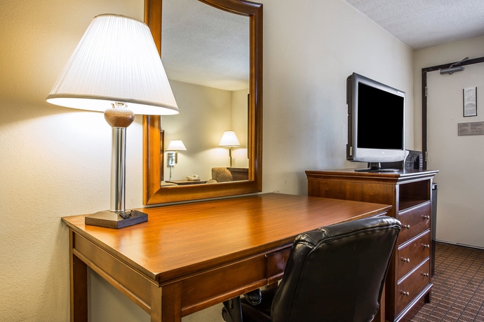Imagen de la habitación del Hotel Quality Inn Fort Jackson. Foto 7