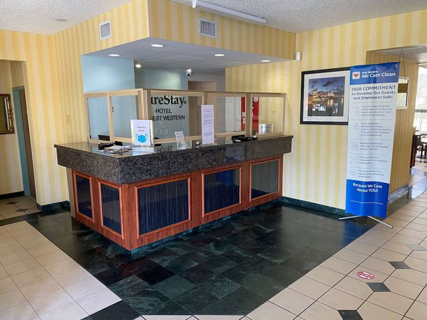 Imagen de los interiores del Hotel Quality Inn Fort Pierce I-95. Foto 15