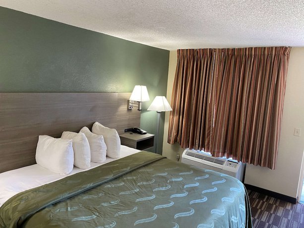 Imagen de la habitación del Hotel Quality Inn Fort Pierce I-95. Foto 7
