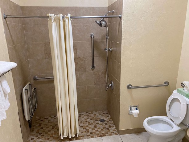 Imagen de la habitación del Hotel Quality Inn Fort Pierce I-95. Foto 8