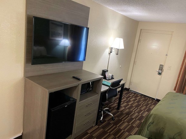 Imagen de la habitación del Hotel Quality Inn Fort Pierce I-95. Foto 9