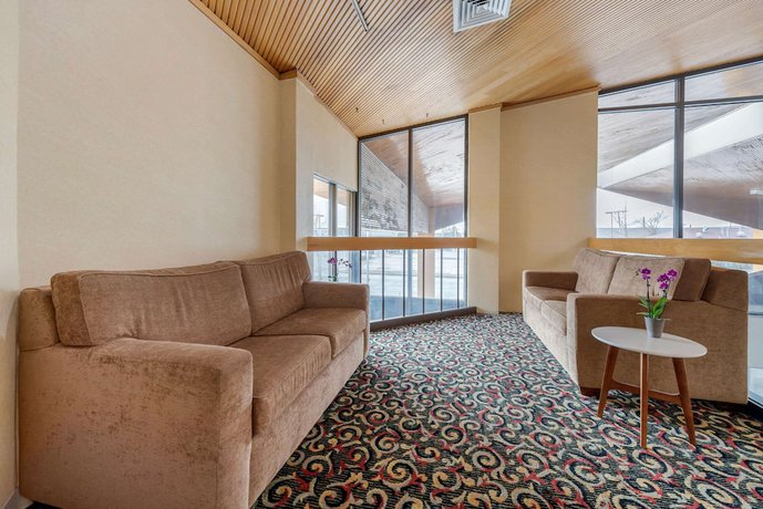 Imagen de los interiores del Hotel Quality Inn Fort Wayne. Foto 17