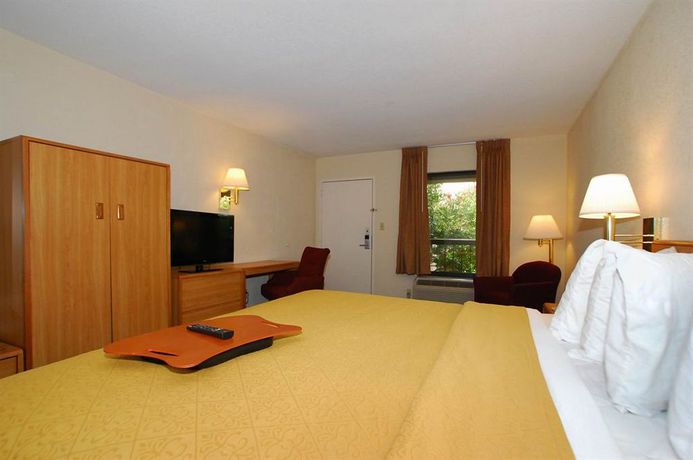 Imagen de los exteriores del Hotel Quality Inn Fredericksburg, Central Park Area. Foto 12
