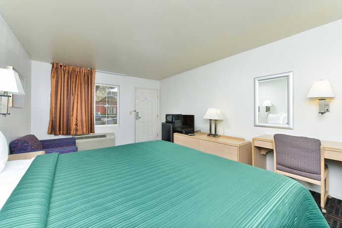 Imagen de la habitación del Hotel Quality Inn Fresno Near University. Foto 9