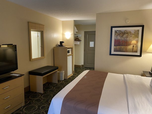 Imagen de la habitación del Hotel Quality Inn Geneseo. Foto 9