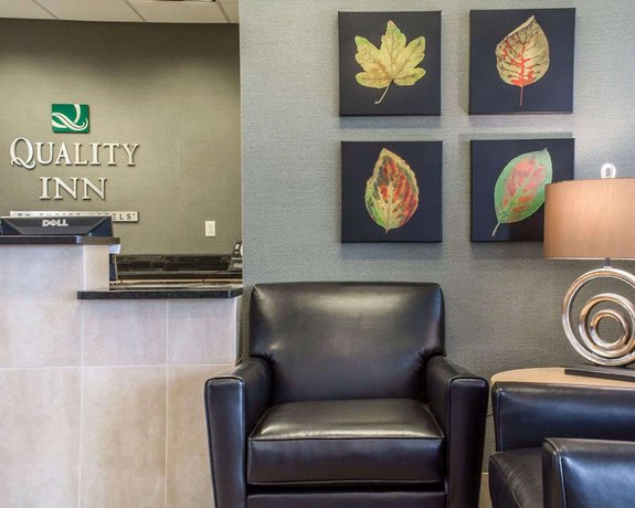 Imagen de los interiores del Hotel Quality Inn Geneseo. Foto 18