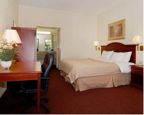 Imagen de la habitación del Hotel Quality Inn Goodlettsville. Foto 4