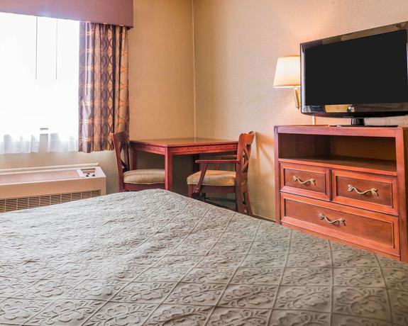 Imagen de la habitación del Hotel Quality Inn Grand Rapids North. Foto 12