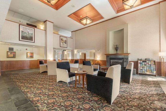 Imagen de los interiores del Hotel Quality Inn, Gresham. Foto 19