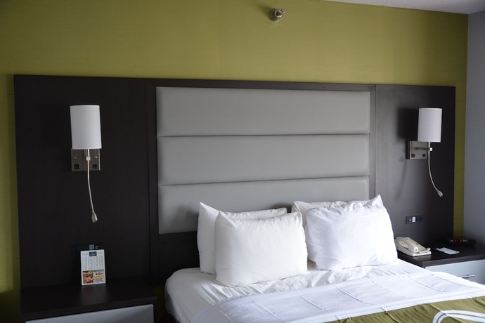 Imagen de la habitación del Hotel Quality Inn Grove City - Columbus South. Foto 10