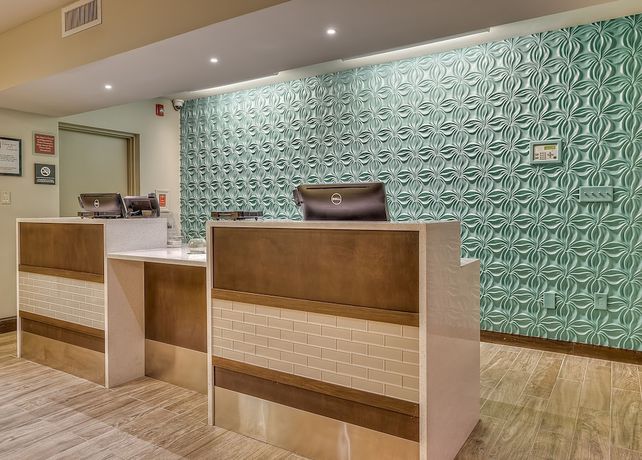 Imagen de los interiores del Hotel Quality Inn Gulfport I-10. Foto 18