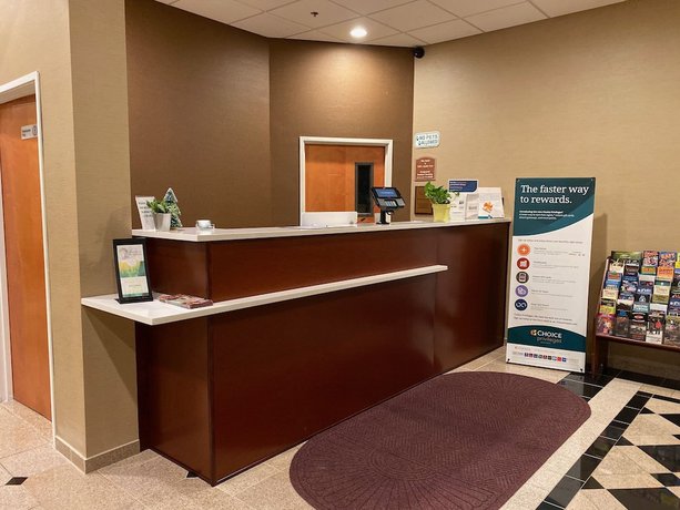 Imagen de los interiores del Hotel Quality Inn Hackettstown - Long Valley. Foto 20