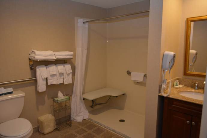 Imagen de la habitación del Hotel Quality Inn Hackettstown - Long Valley. Foto 16