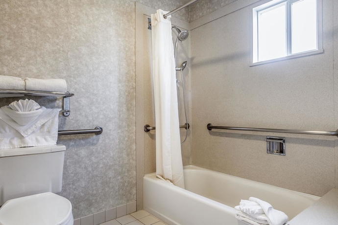 Imagen de la habitación del Hotel Quality Inn Half Moon Bay/miramar Beach. Foto 8