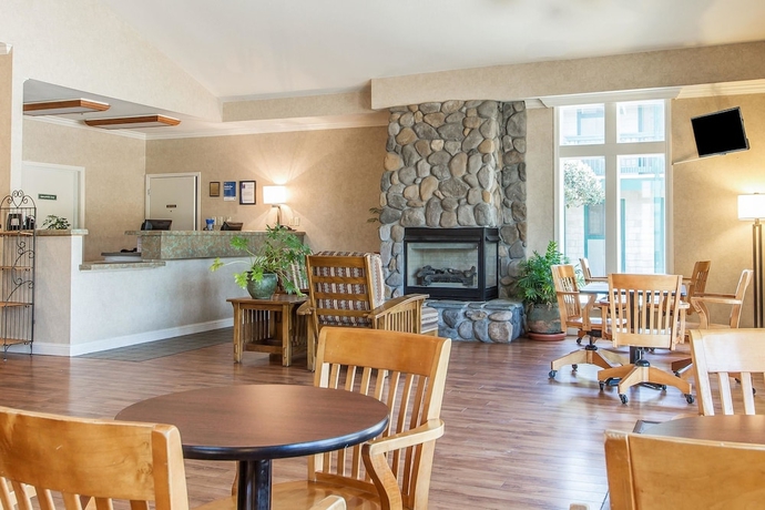 Imagen general del Hotel Quality Inn Half Moon Bay/miramar Beach. Foto 1