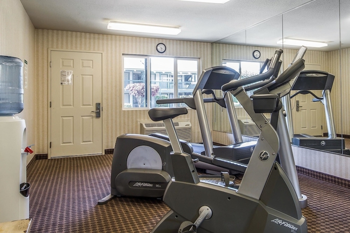 Imagen de los interiores del Hotel Quality Inn Half Moon Bay/miramar Beach. Foto 19