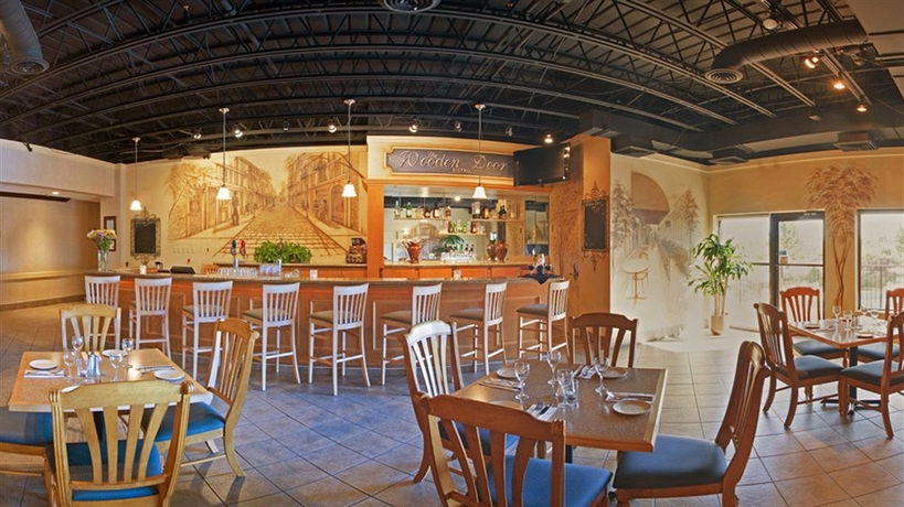 Imagen del bar/restaurante del Hotel Quality Inn Halifax Airport. Foto 1