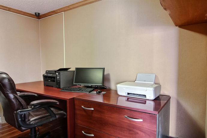 Imagen del bar/restaurante del Hotel Quality Inn Hall Of Fame. Foto 2
