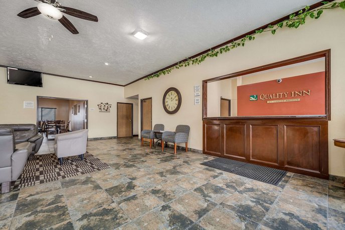Imagen de los interiores del Hotel Quality Inn, Hastings. Foto 20