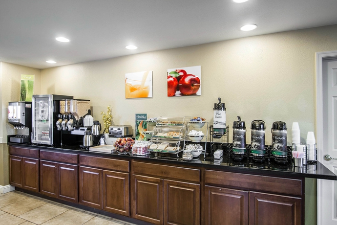 Imagen del bar/restaurante del Hotel Quality Inn Holbrook. Foto 4