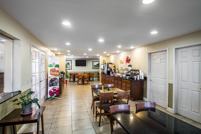 Imagen del bar/restaurante del Hotel Quality Inn Holbrook. Foto 7