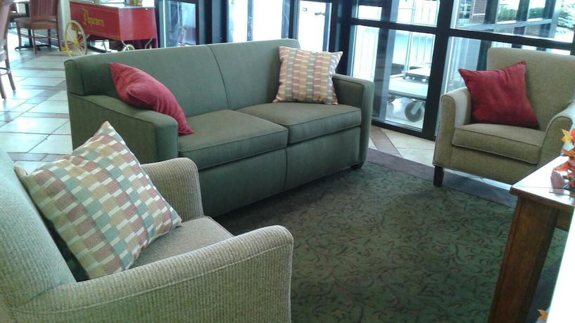 Imagen de los interiores del Hotel Quality Inn Indy Castleton. Foto 17