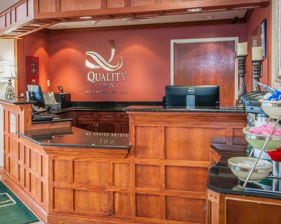 Imagen de los interiores del Hotel Quality Inn Indy Castleton. Foto 18