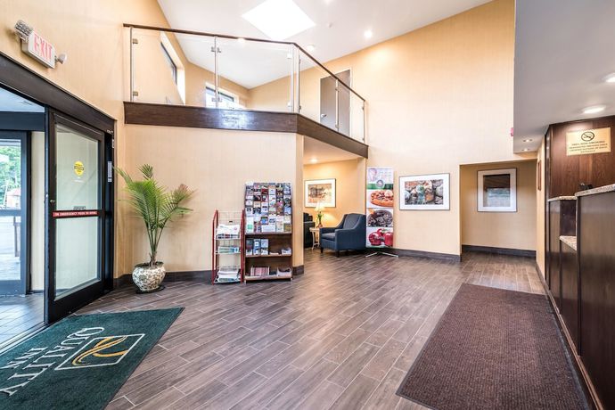Imagen de los interiores del Hotel Quality Inn Ithaca - University Area. Foto 17