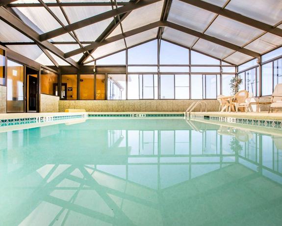 Imagen de la piscina del Hotel Quality Inn, Jefferson. Foto 18