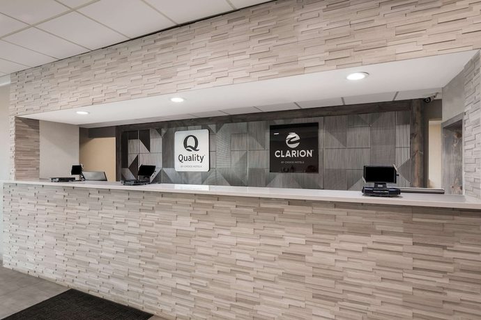 Imagen de los interiores del Hotel Quality Inn Joliet. Foto 16