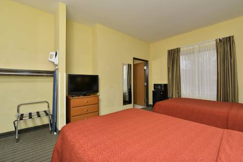 Imagen de la habitación del Hotel Quality Inn Joplin. Foto 5